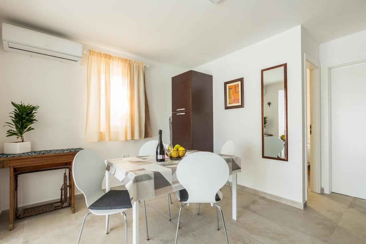 Apartaments Punta Relax อูมัค ภายนอก รูปภาพ